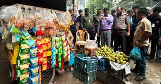 চার মেট্রো স্টেশনে উচ্ছেদ অভিযান, ২৫ দোকান অপসারণ